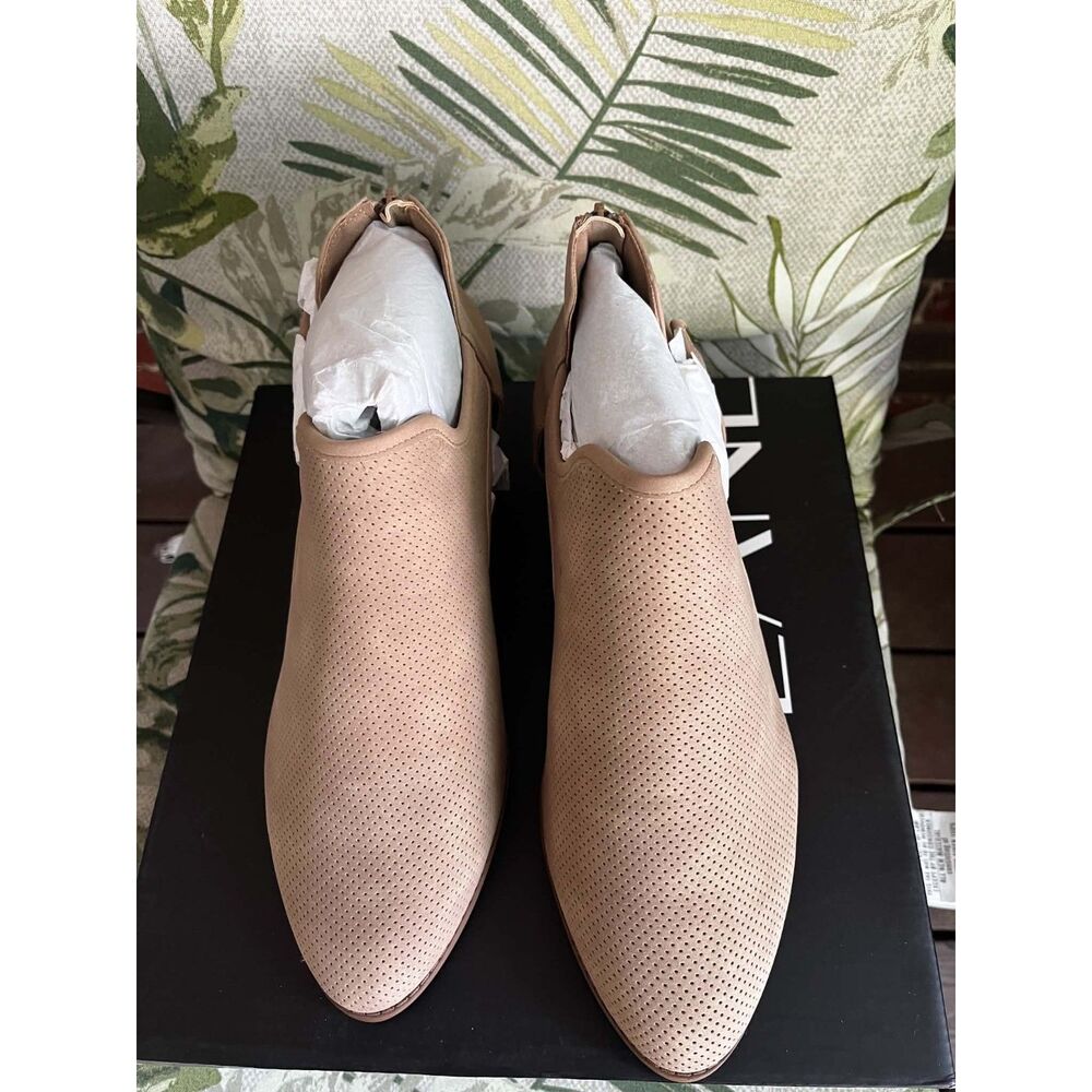 Lane Bryant new in box size 11 wide shoes